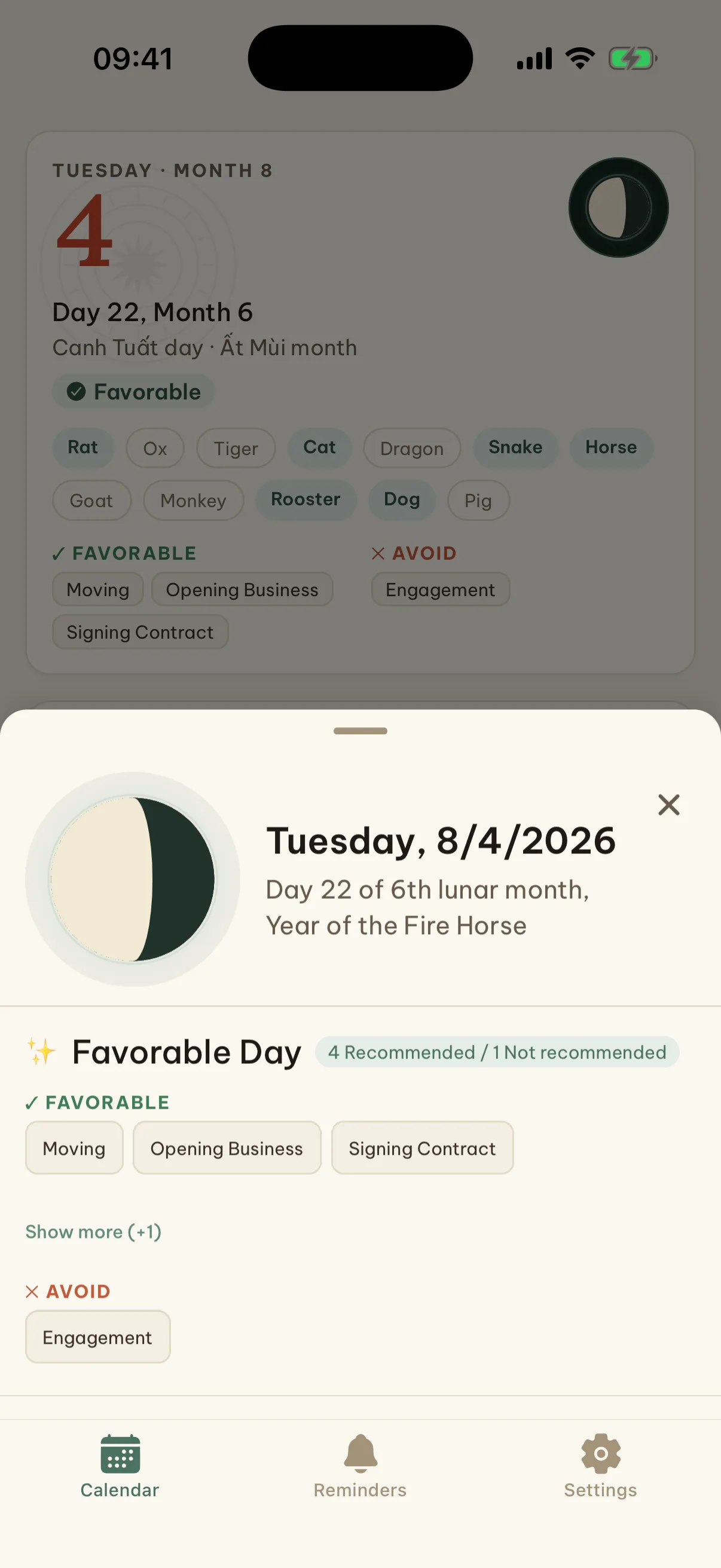 Day detail screen: lunar date, can chi and the auspicious-hour table