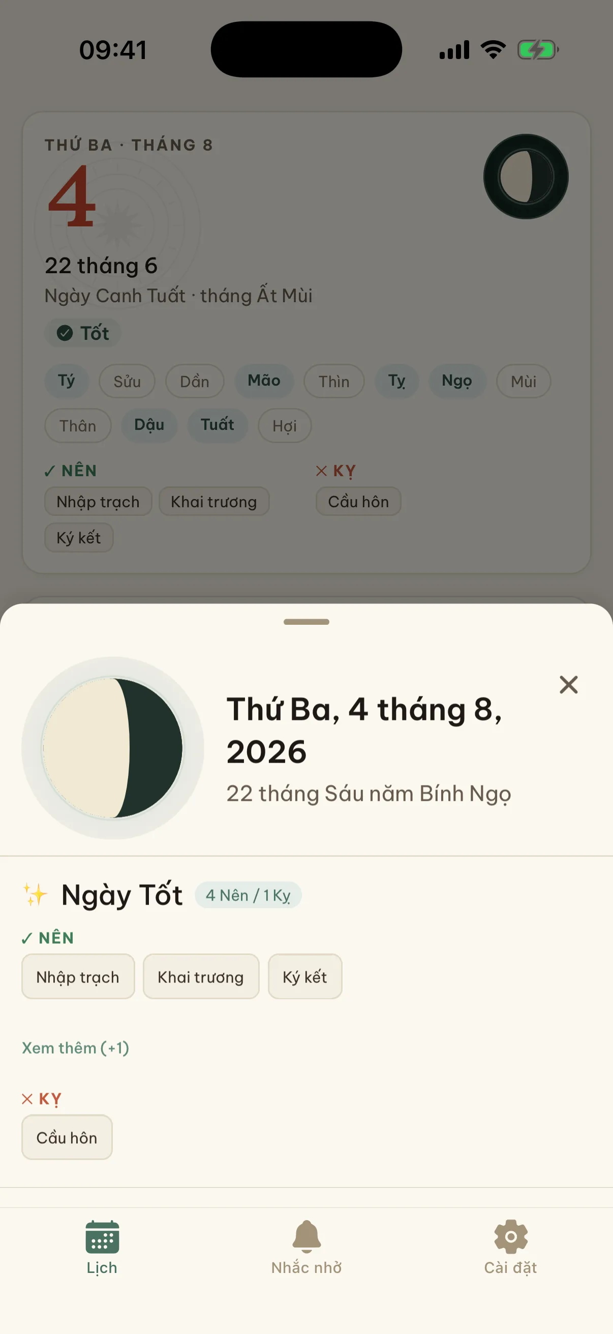 Màn hình chi tiết ngày: ngày âm, can chi và bảng giờ hoàng đạo